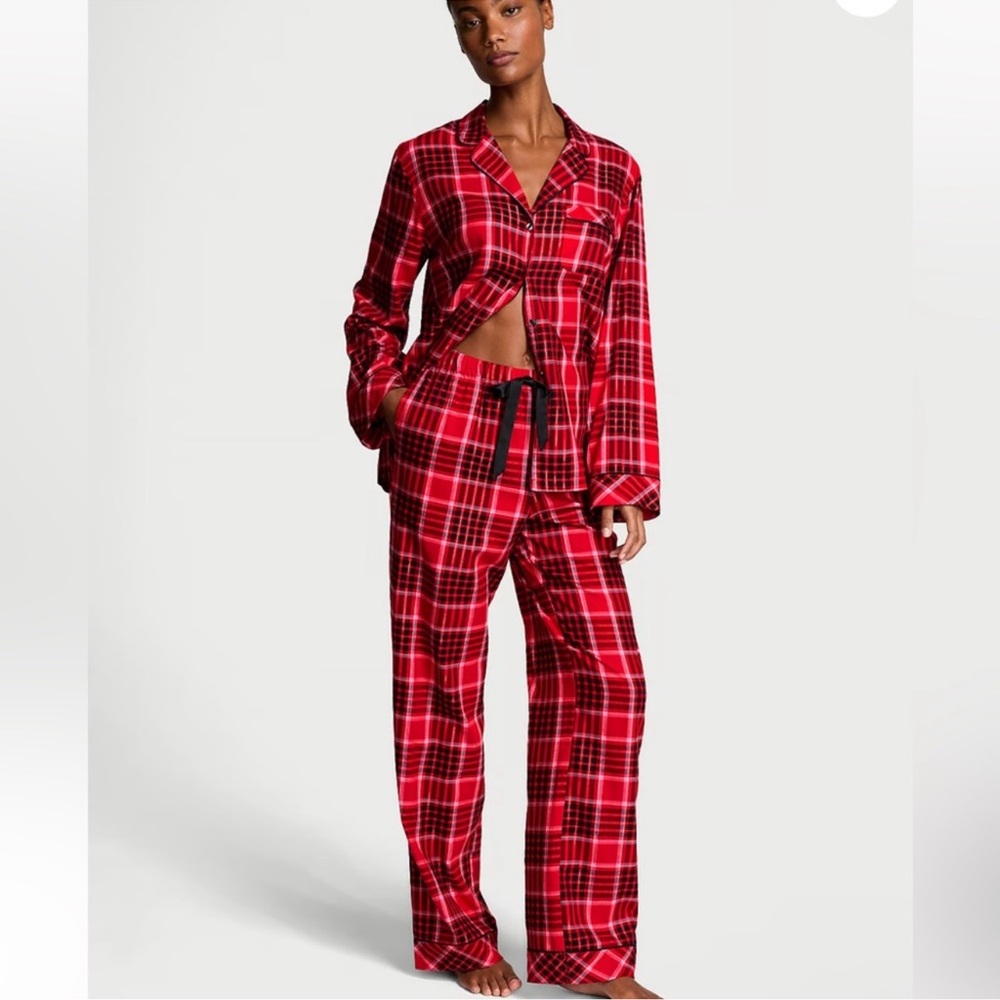 Brand New Victoria’s Secret Red Pajama Set